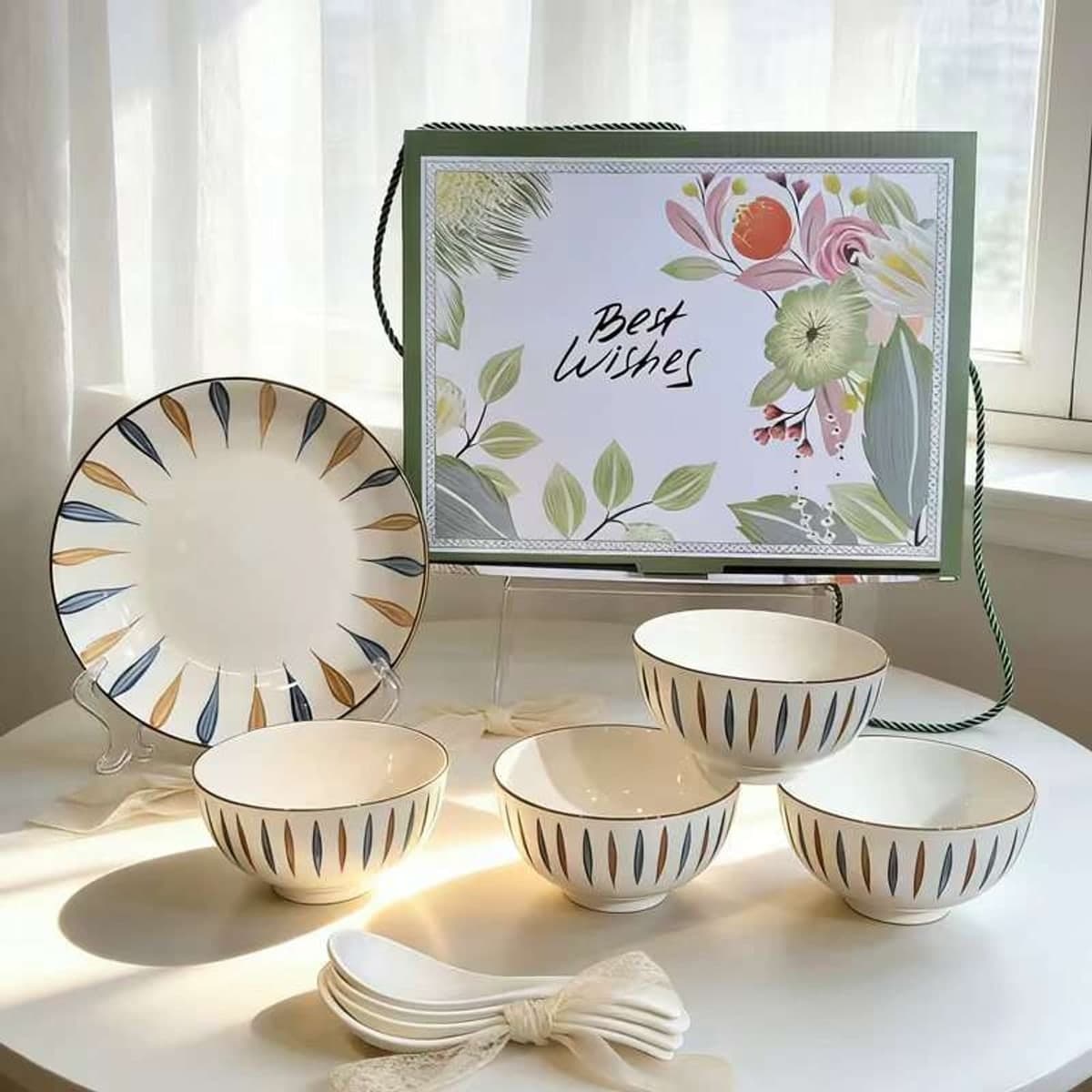 European Ceramic Bowl and Plate Set detail 4
