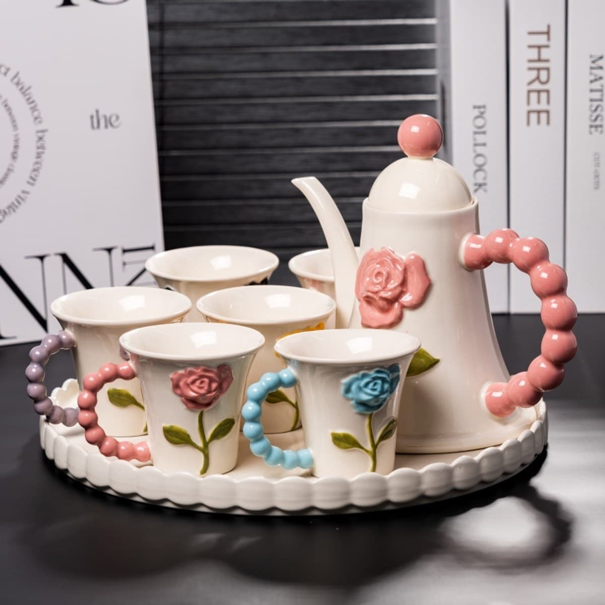 Embossed Ceramic Drinkware Set detail 1