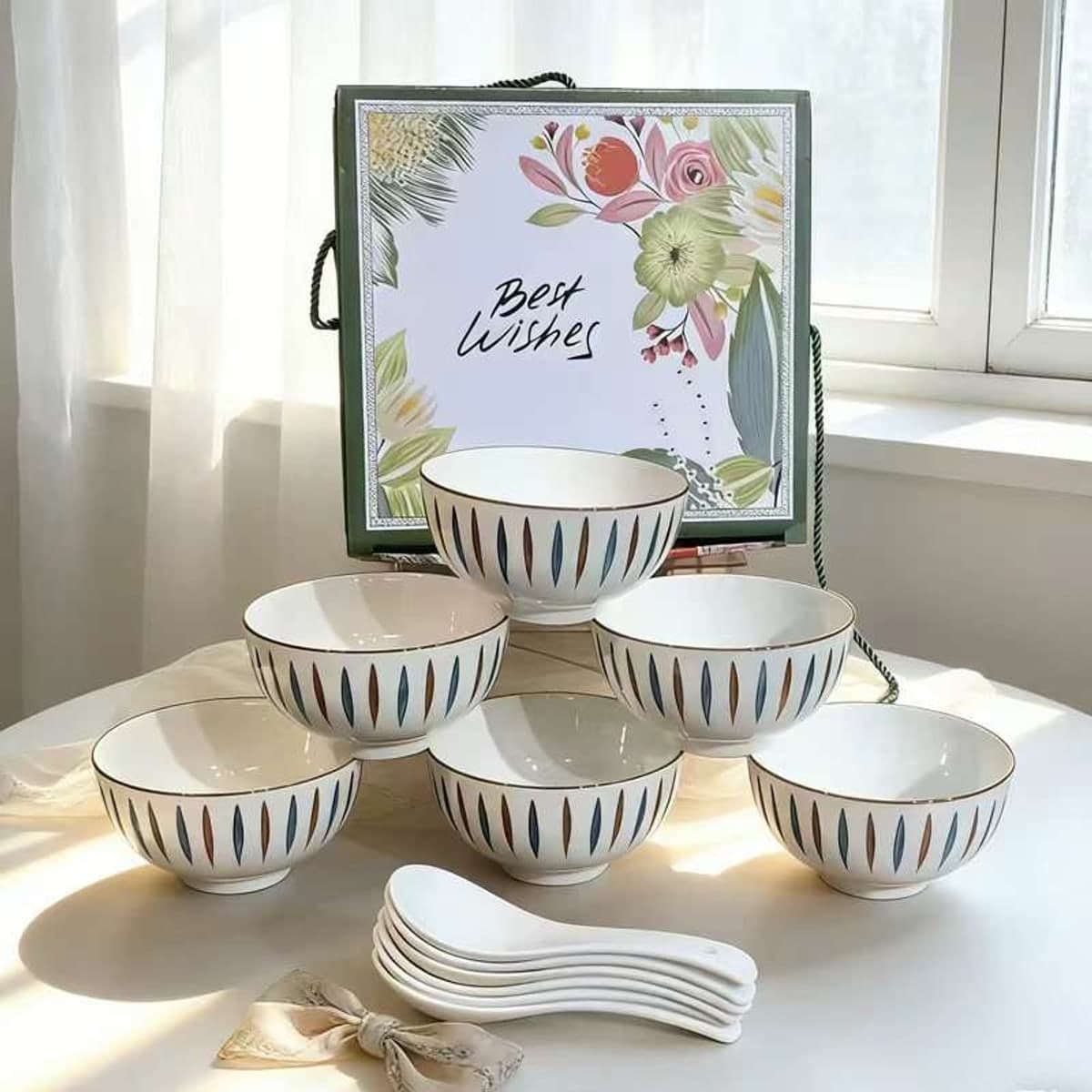 European Ceramic Bowl and Plate Gift Set detail 3